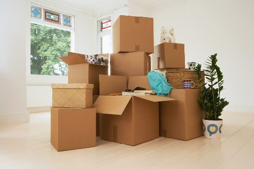 Secure packing materials and techniques used by experts